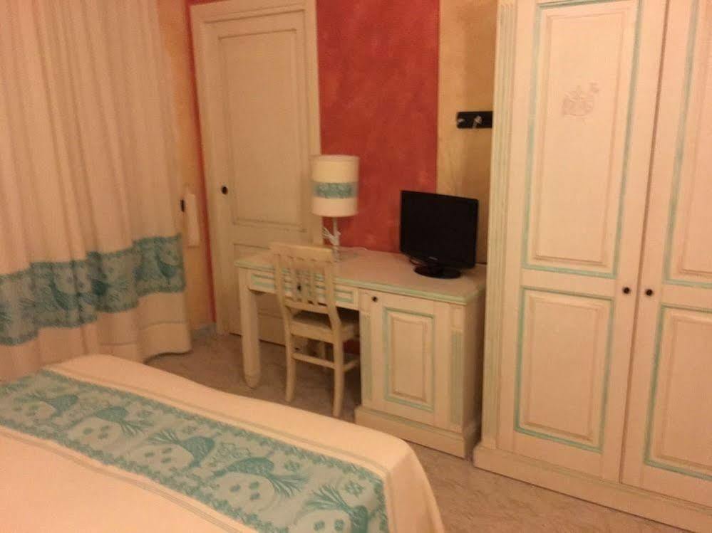 Hotel Monreale Сардара Екстериор снимка